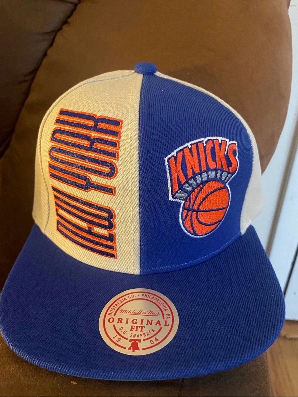 New York Knicks Mitchell & Ness NBA SnapBack hat